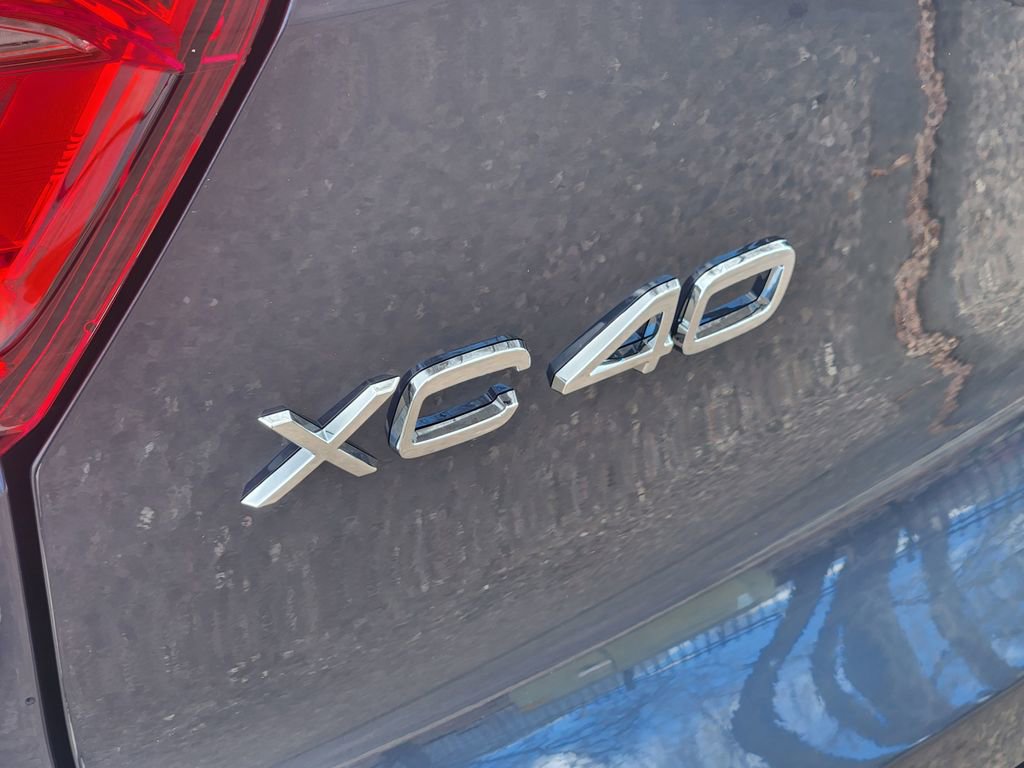 New 2026 Volvo XC40 B5 Plus w/ Protection Package Premier image 30