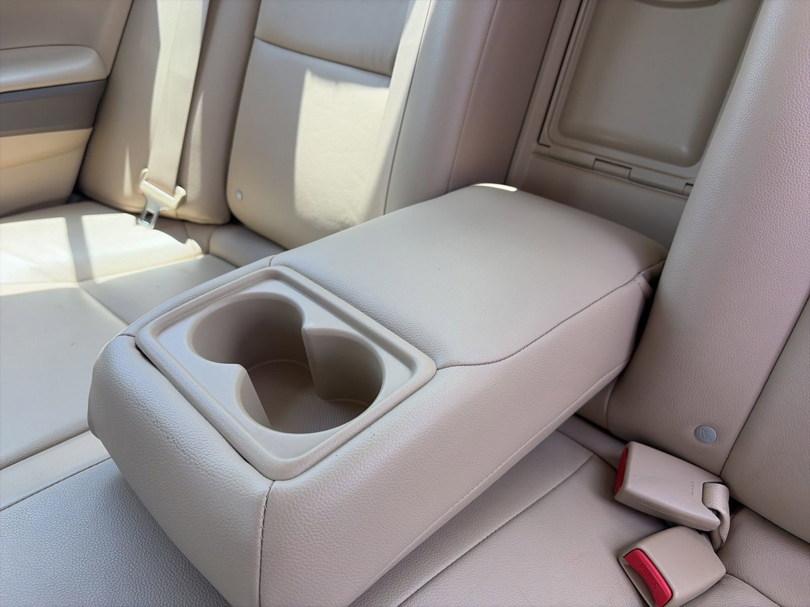Used 2010 Honda Accord LX image 8