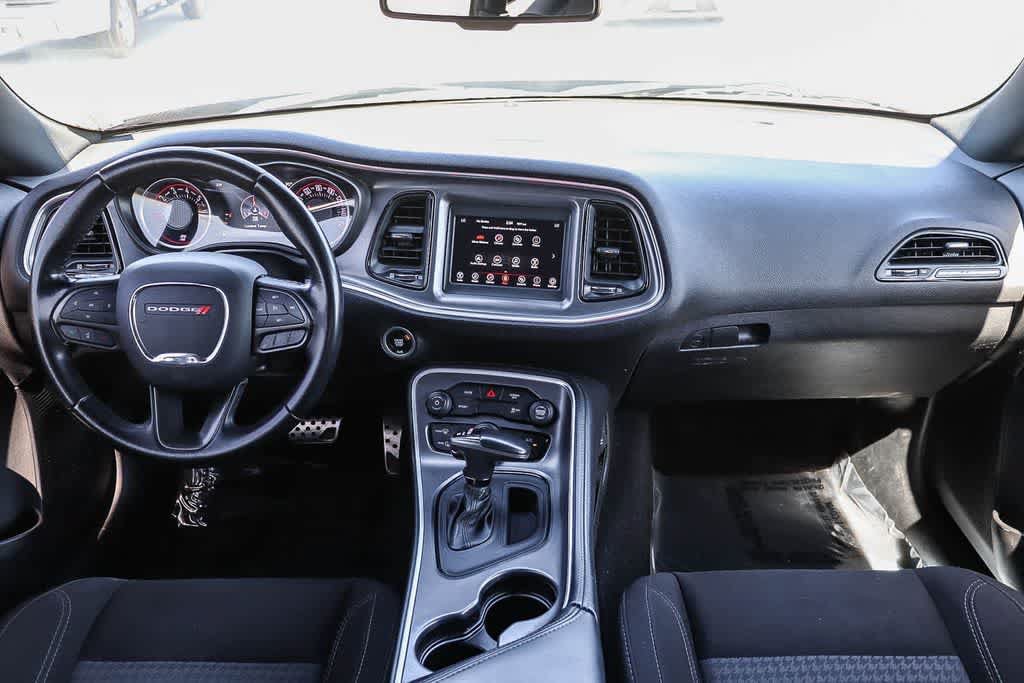 Used 2021 Dodge Challenger SXT RWD image 12