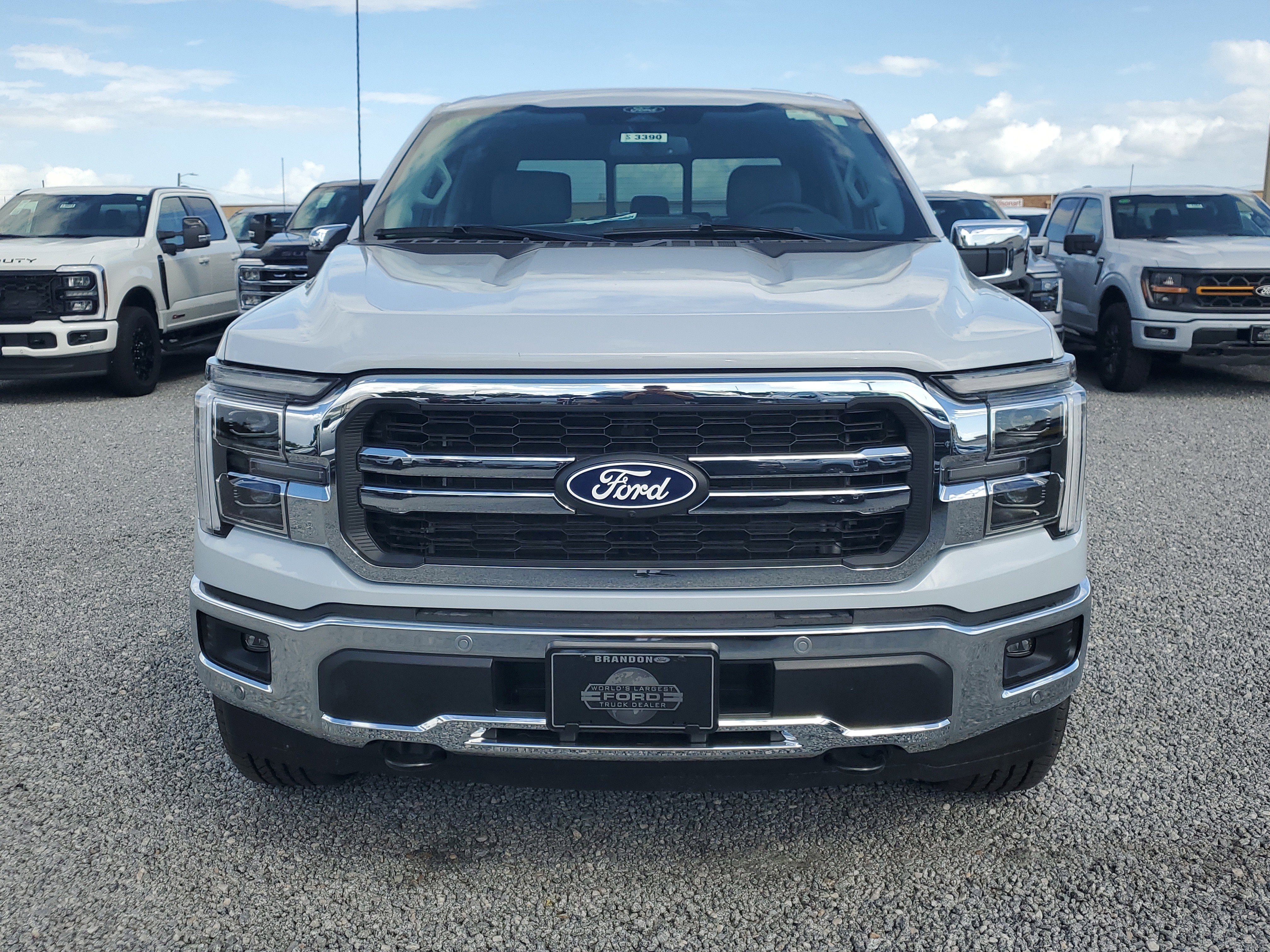 New 2025 Ford F150 Lariat w/ Equipment Group 501A Mid video 3