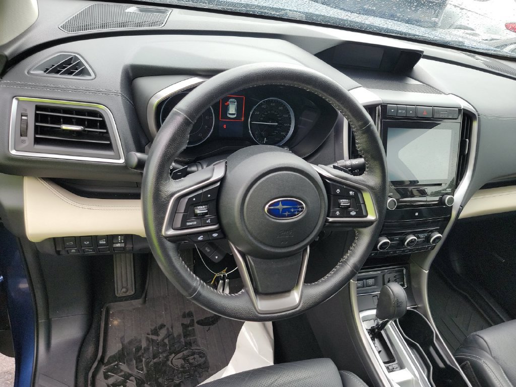 Used 2021 Subaru Ascent Limited w/ Technology Package AWD/4WD image 3