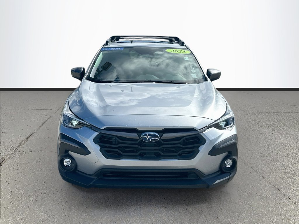 Used 2025 Subaru Crosstrek 2.5i Limited AWD/4WD image 2