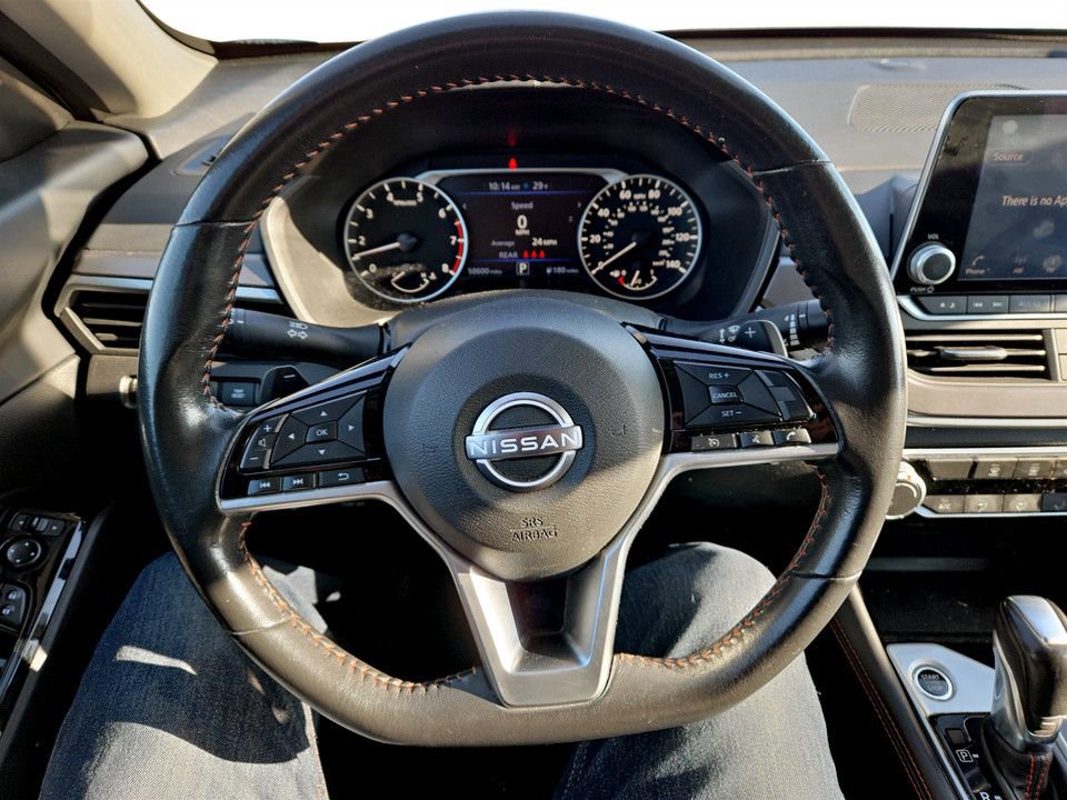 Used 2023 Nissan Altima 2.5 SR image 14
