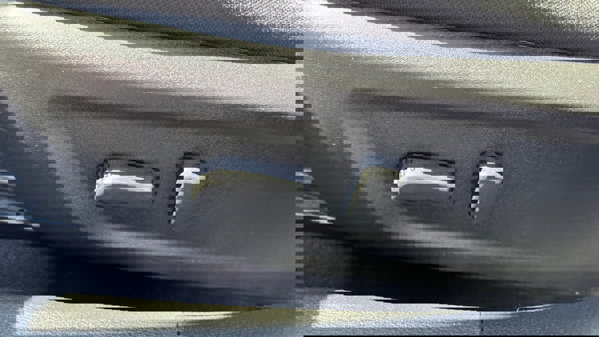 Used 2023 Nissan Altima 2.5 SV image 18