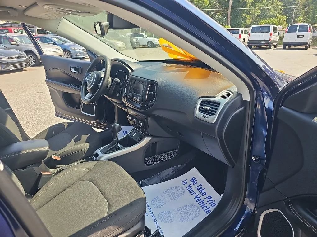 Used 2018 Jeep Compass Sport FWD image 20