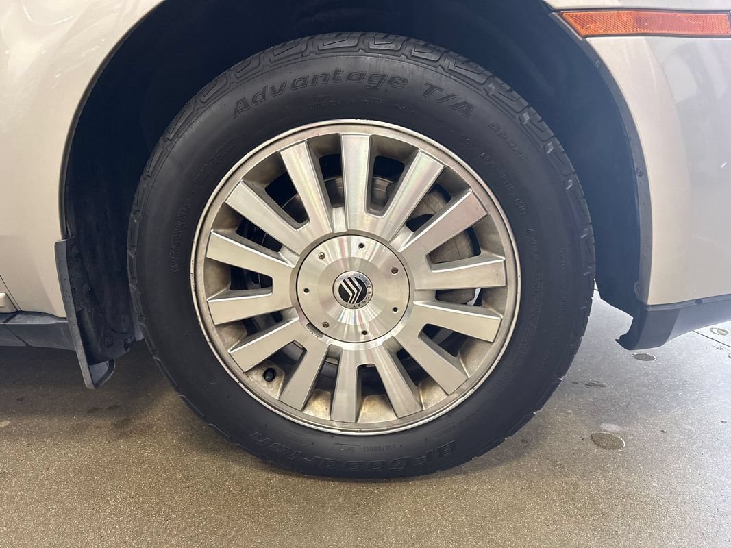 Used 2008 Mercury Sable AWD Sedan image 48