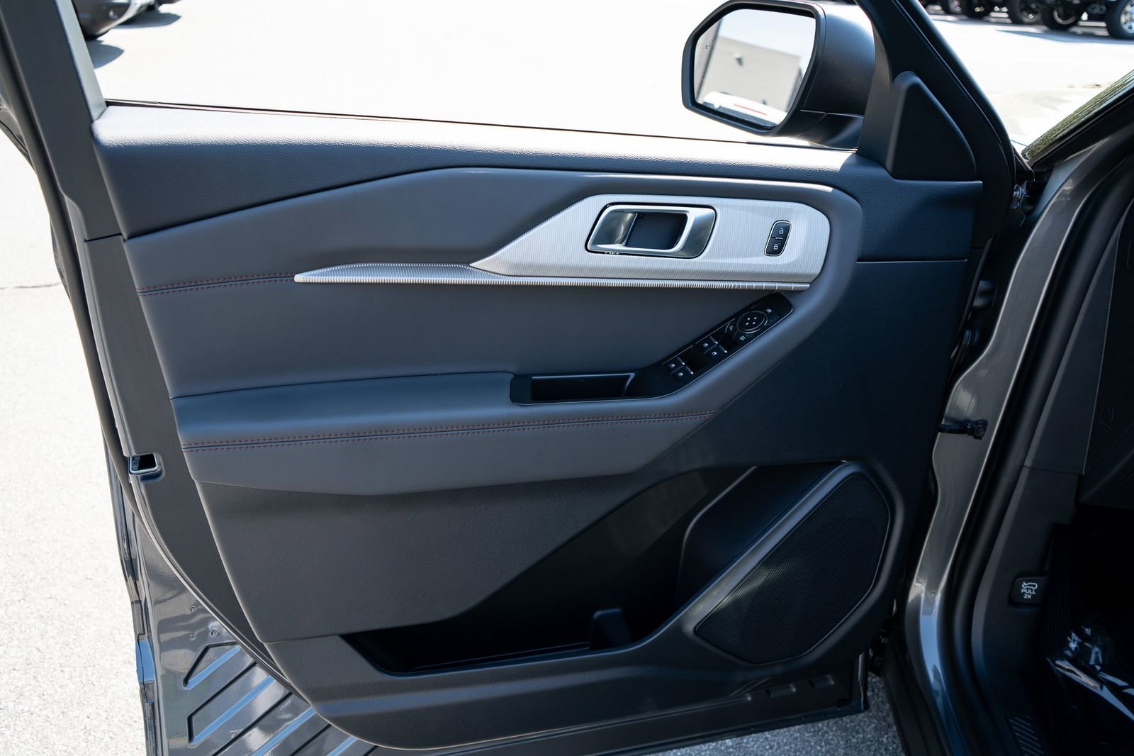 New 2026 Ford Explorer Active RWD image 16