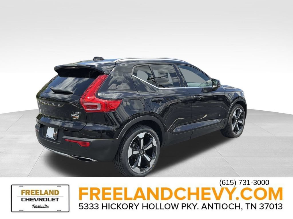 Used 2019 Volvo XC40 T5 Inscription AWD/4WD image 3