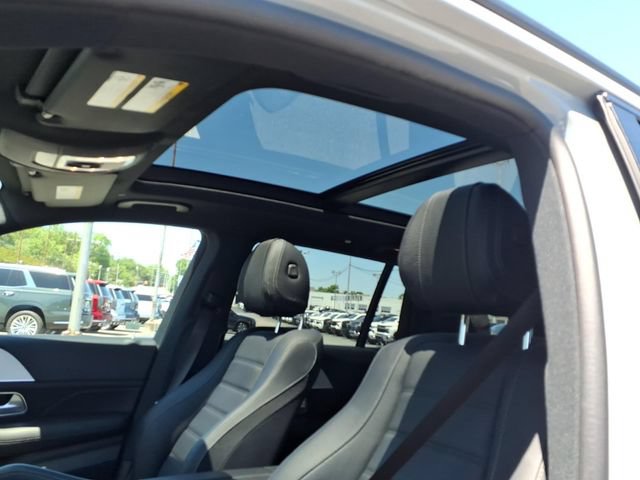 Used 2025 Mercedes-Benz GLS 450 4MATIC image 19