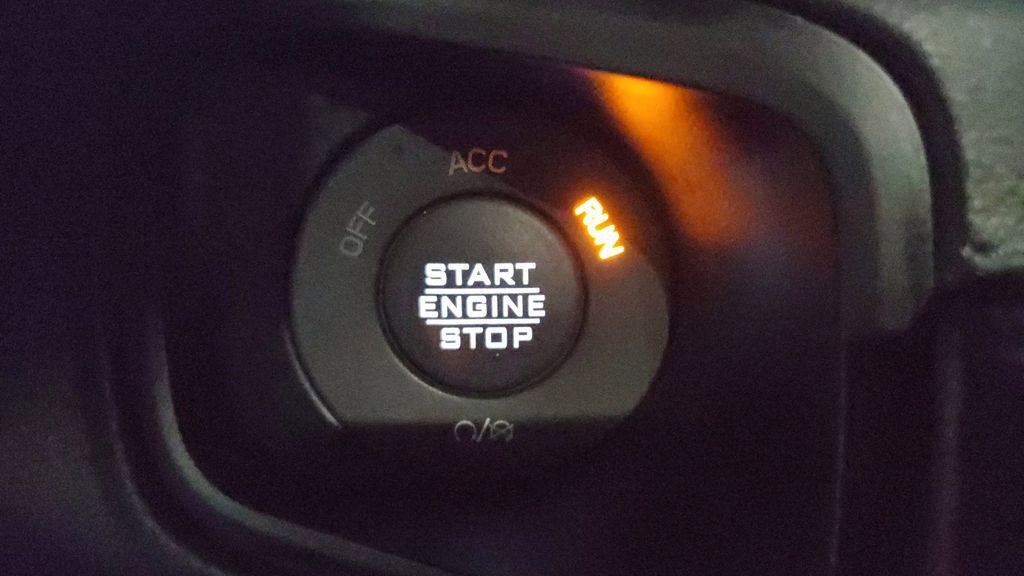 Used 2024 Jeep Wrangler Unlimited Sahara image 27