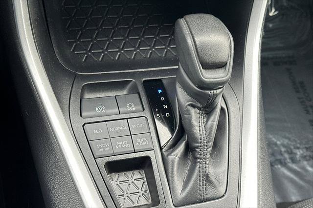 Certified 2024 Toyota RAV4 LE image 23