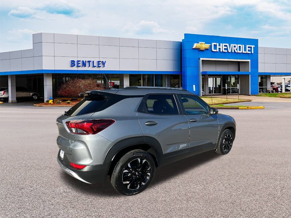 Used 2023 Chevrolet TrailBlazer LT image 5