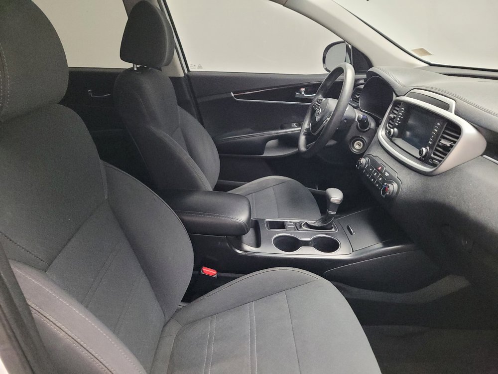 Used 2019 Kia Sorento FWD image 21