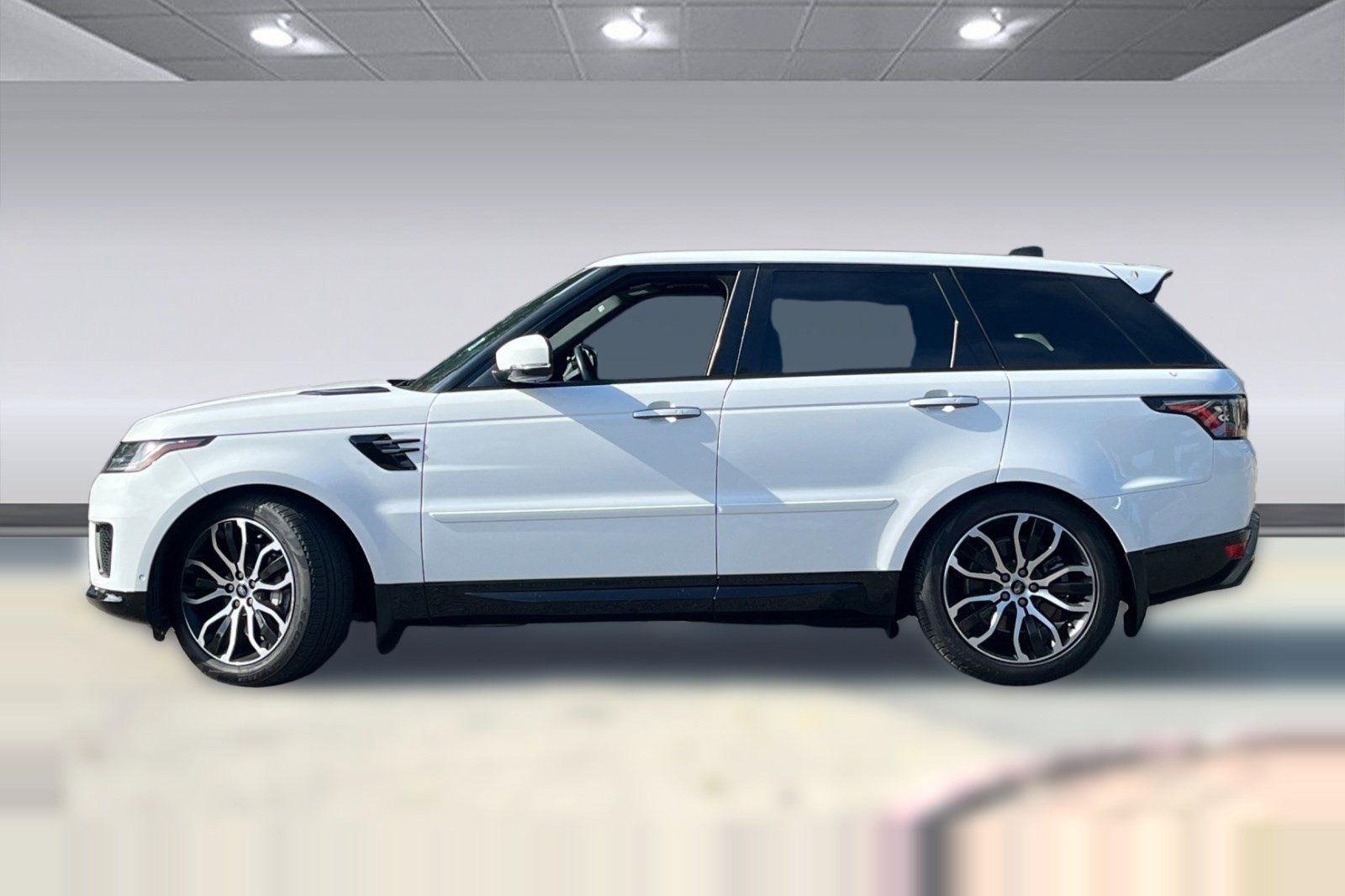 Used 2022 Land Rover Range Rover Sport HSE Silver Edition AWD/4WD image 2