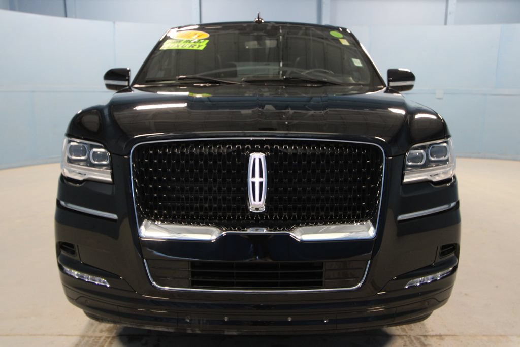 Used 2024 Lincoln Navigator L Reserve AWD/4WD image 28
