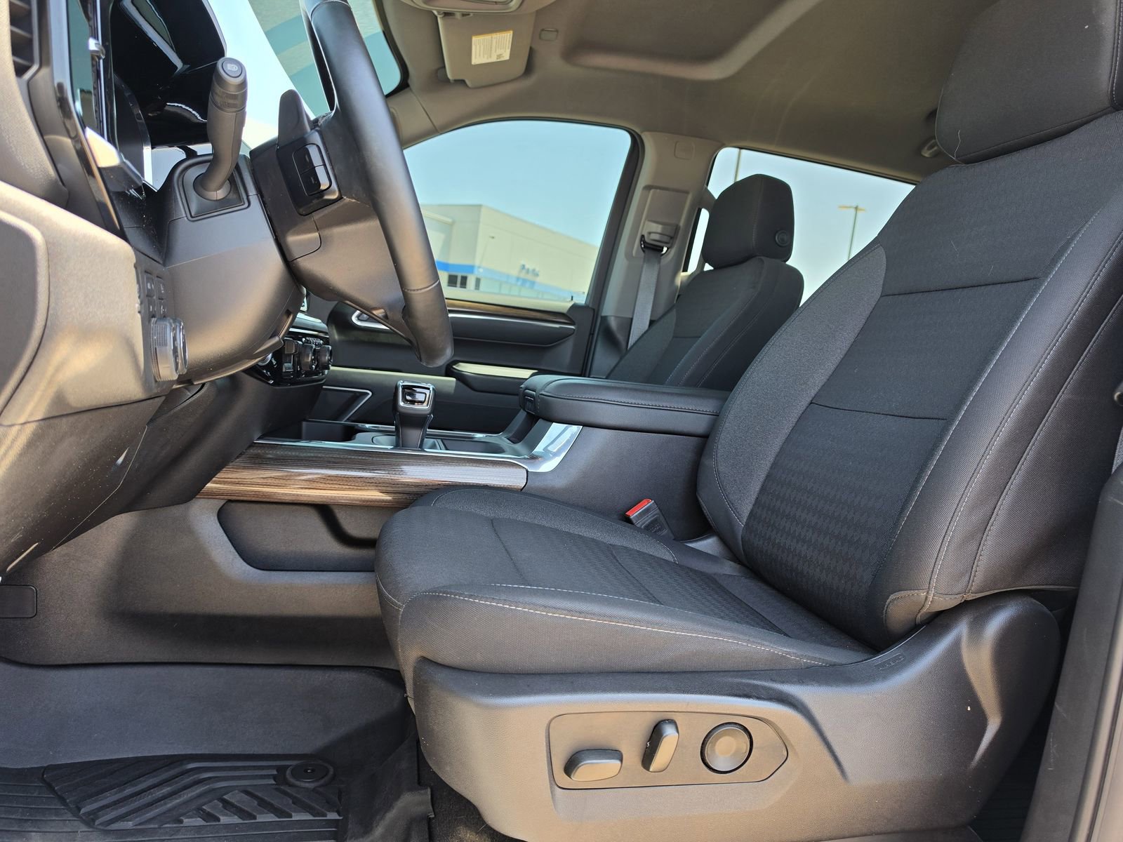Used 2025 Chevrolet Silverado 1500 LT w/ All Star Edition Plus AWD/4WD image 11