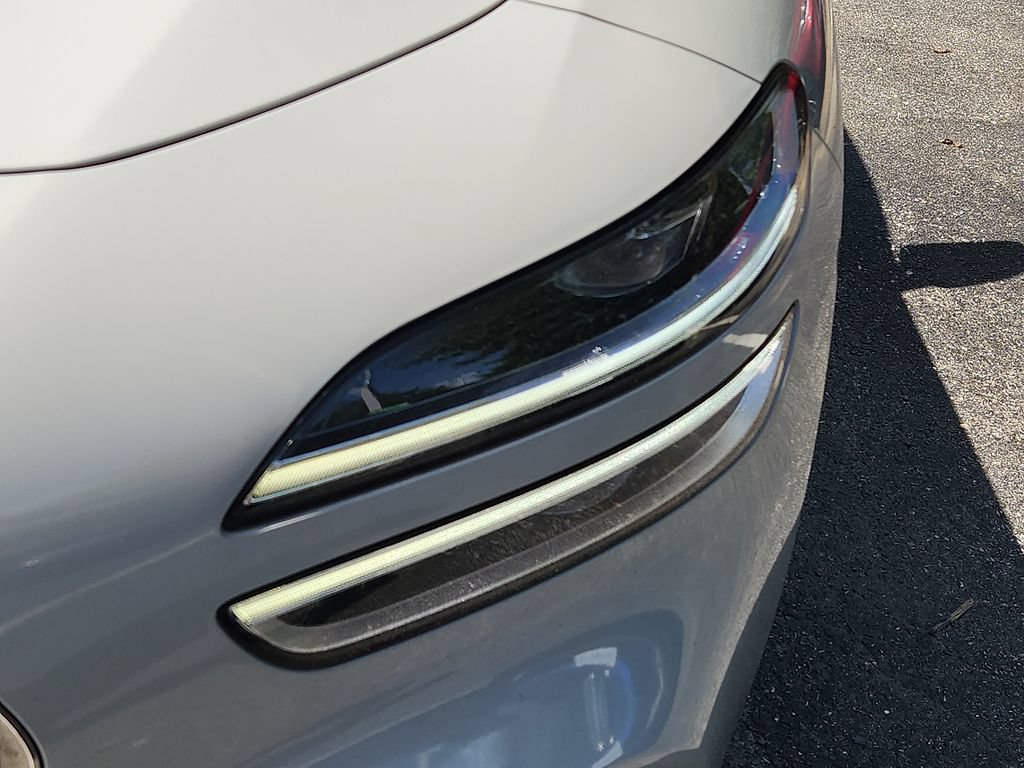 Used 2025 Genesis G70 2.5T AWD/4WD image 9