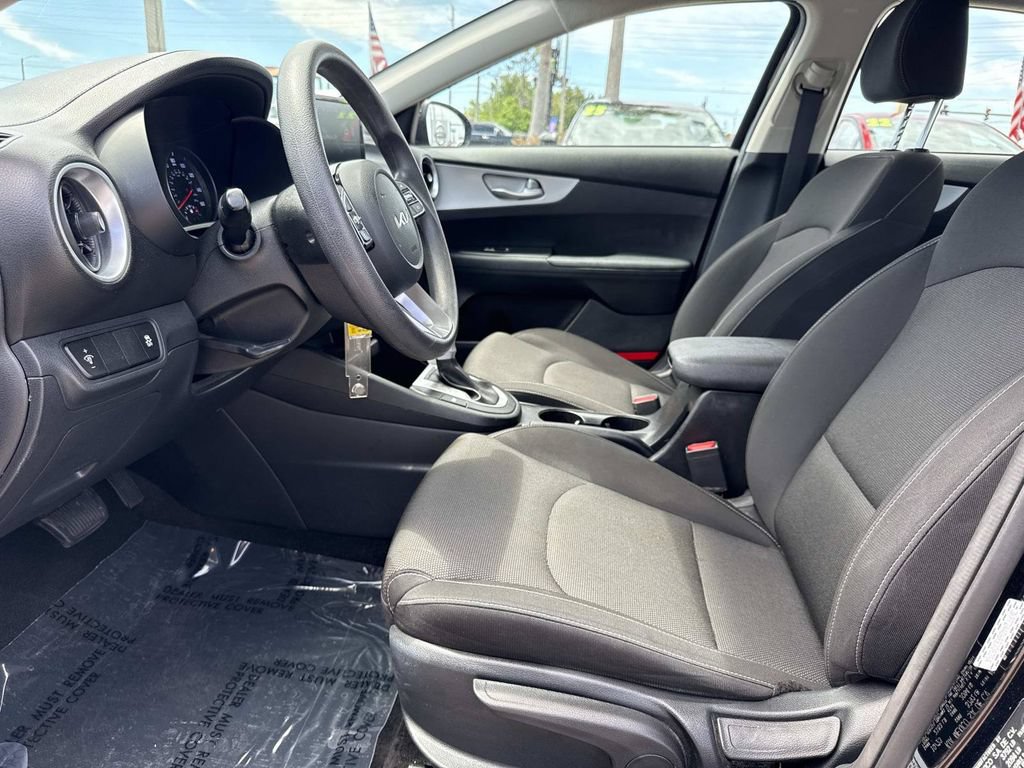 Used 2024 Kia Forte LXS FWD image 18