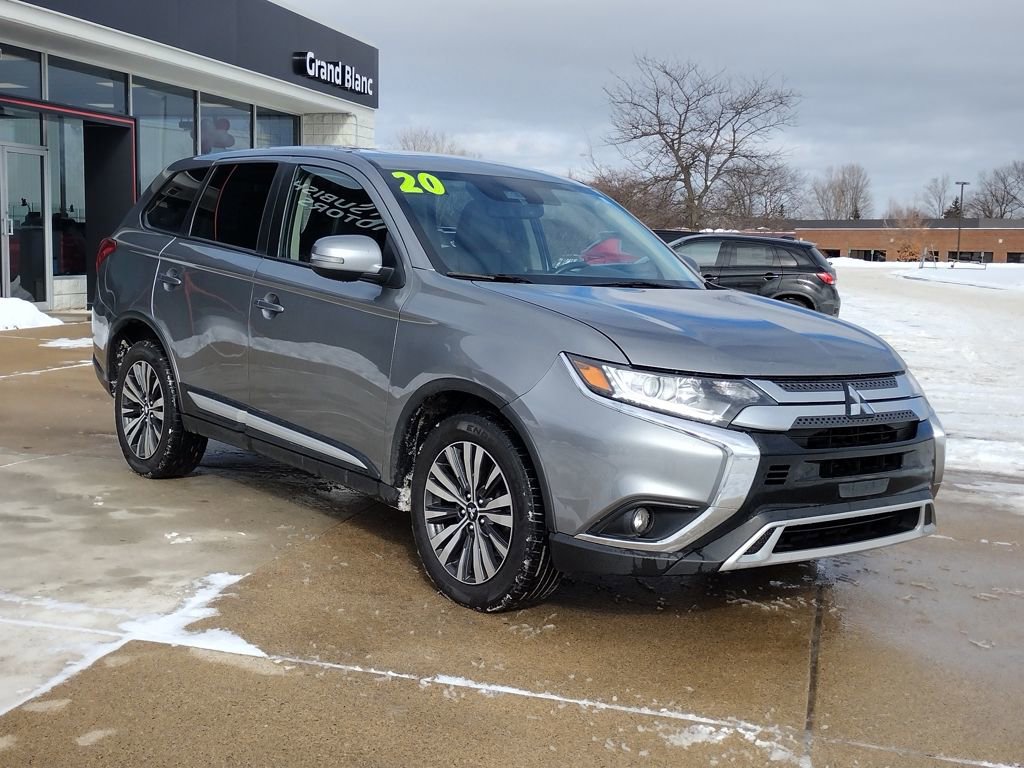 Used 2020 Mitsubishi Outlander SE image 15
