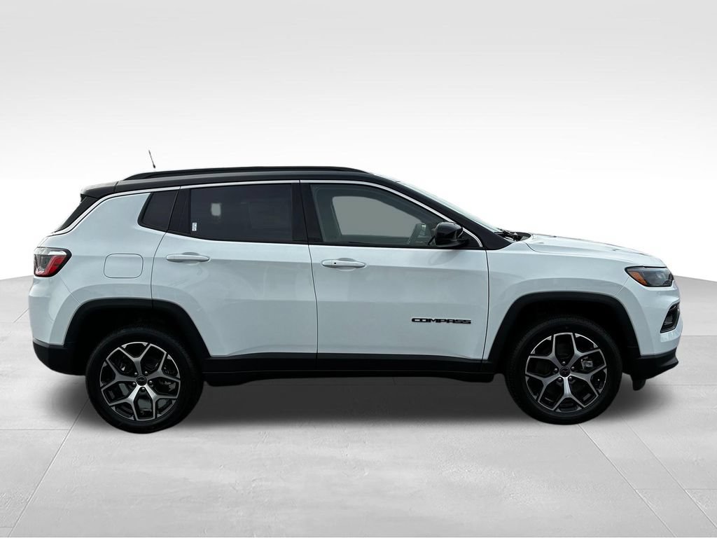 New 2026 Jeep Compass Limited w/ Sun, Sound & Navigation Group AWD/4WD image 5