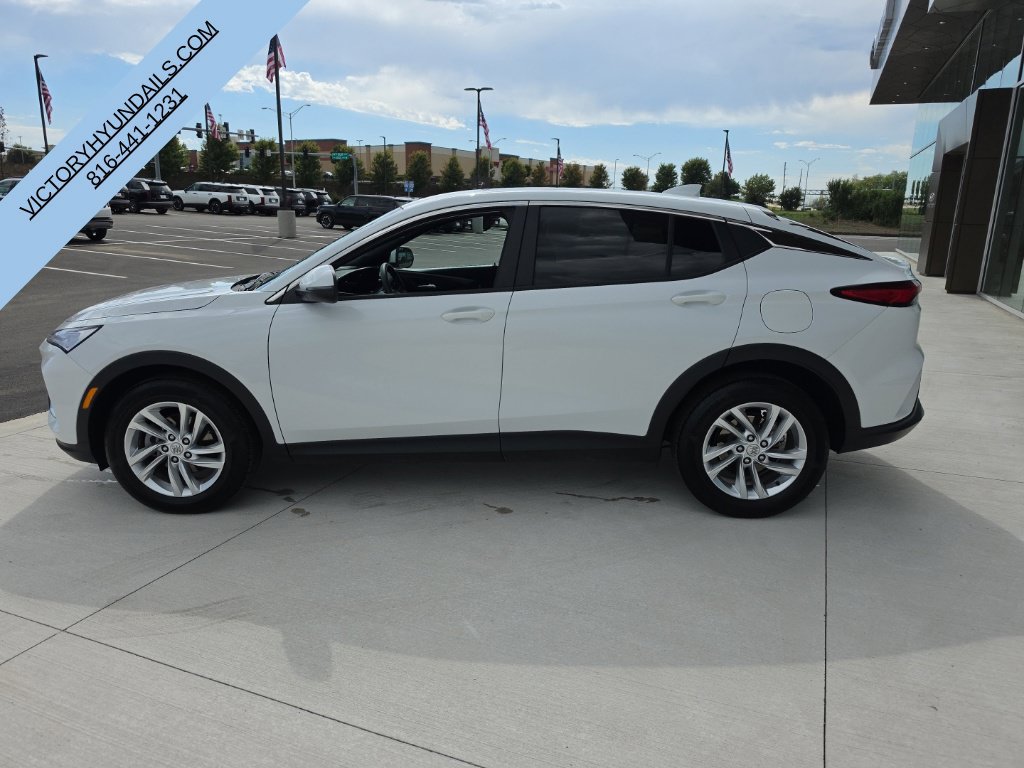 Used 2026 Buick Envista Preferred FWD image 2