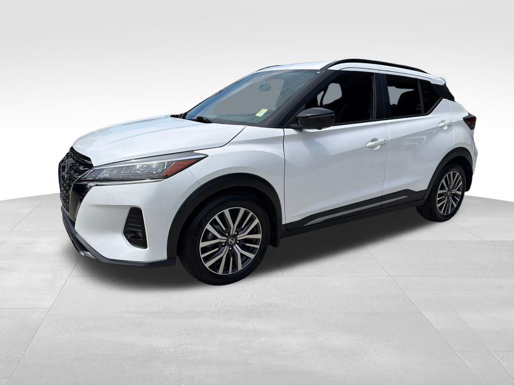 Certified 2021 Nissan Kicks SR FWD image 5