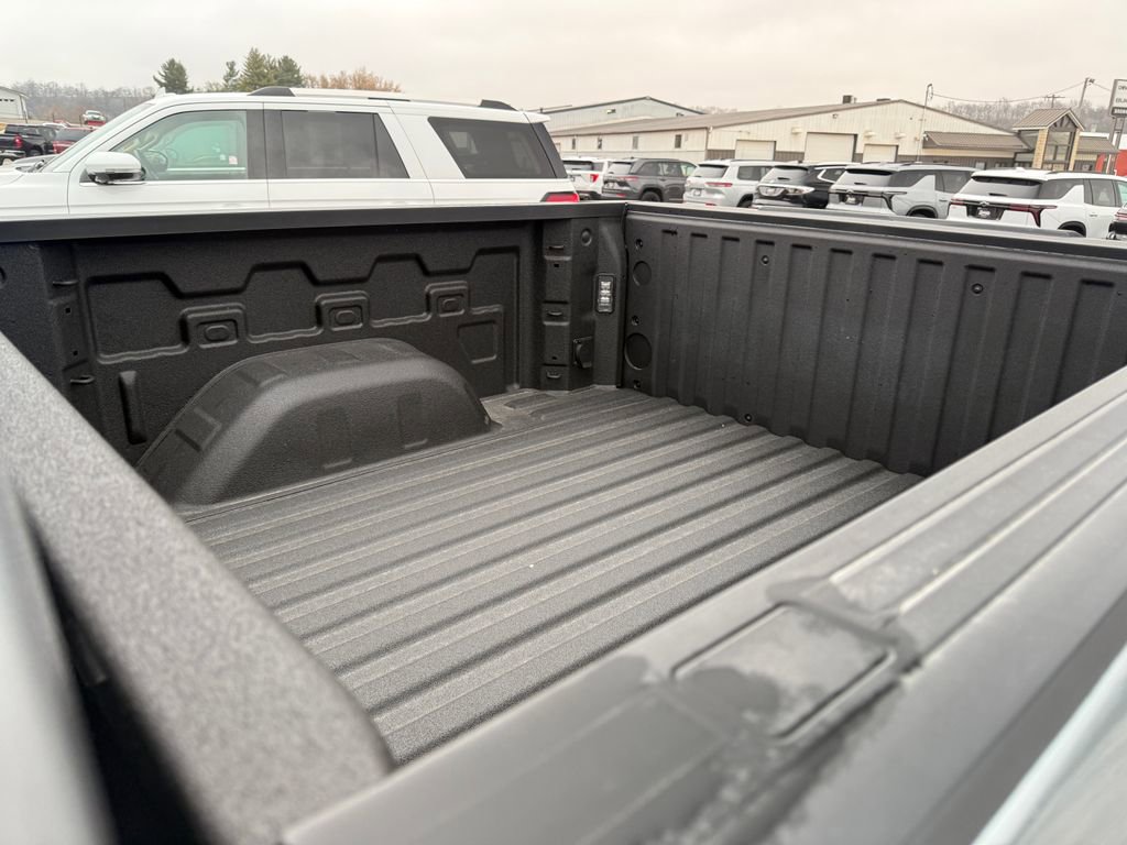 New 2026 Chevrolet Silverado 1500 RST w/ Dark Appearance Package image 15