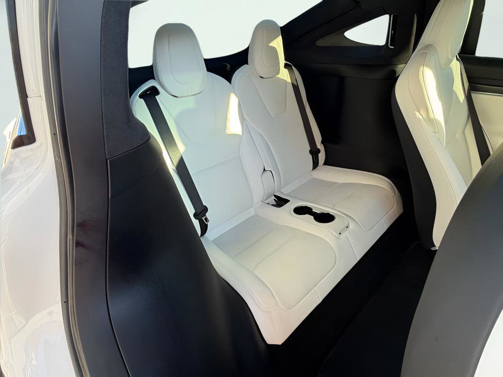 Used 2023 Tesla Model X Plaid image 31