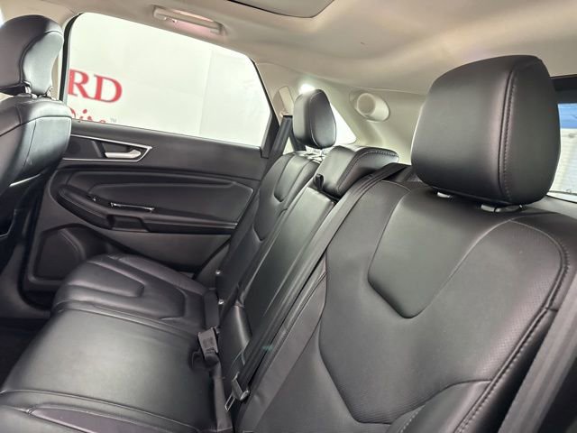 Used 2015 Ford Edge Titanium w/ Equipment Group 301A image 13