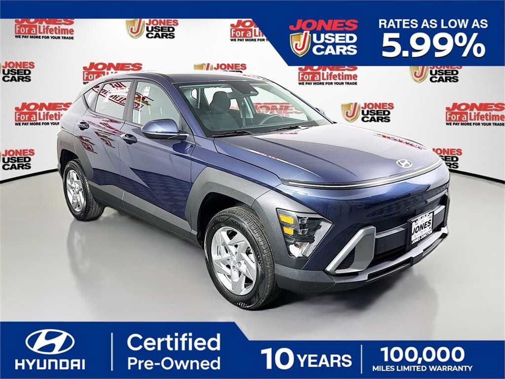 Certified 2025 Hyundai Kona SE image 1