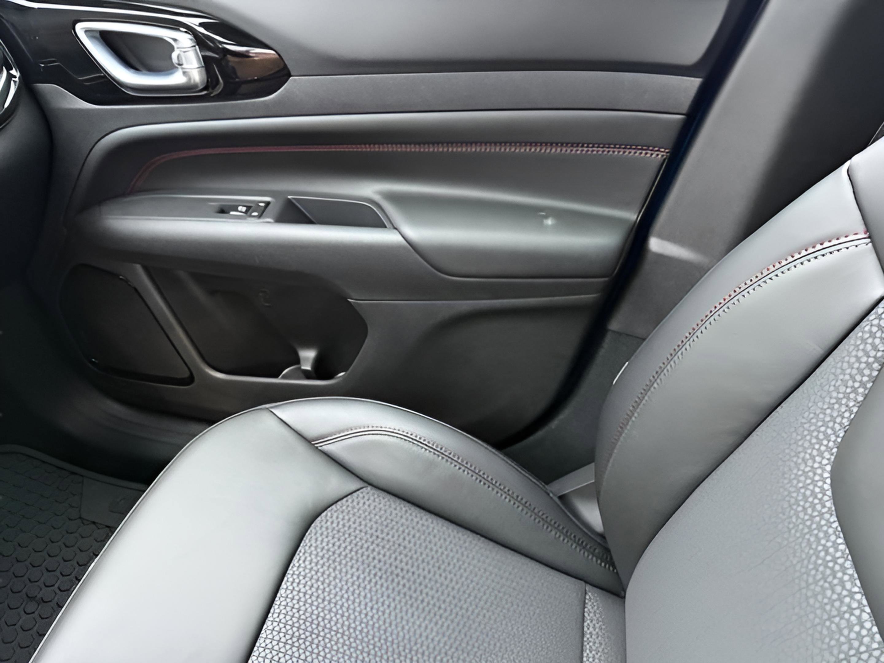 New 2026 Jeep Compass Trailhawk image 24