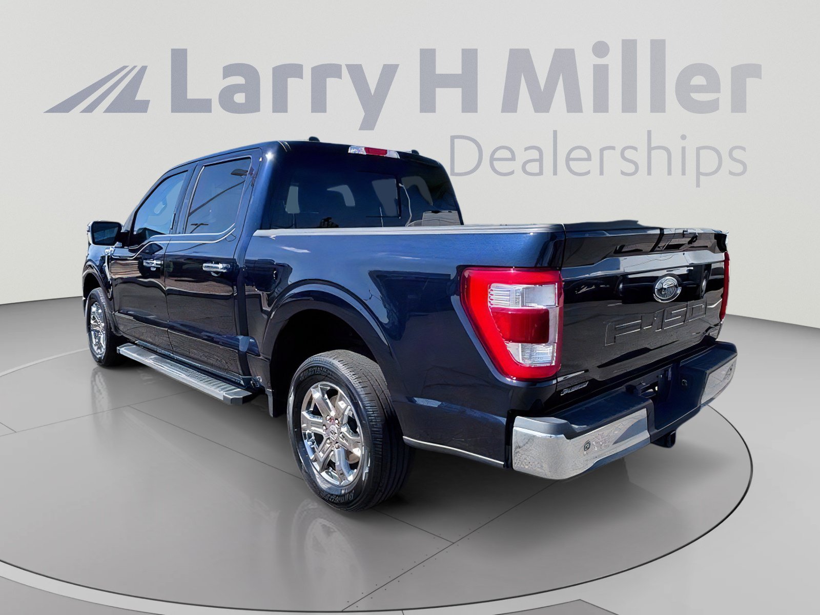 Used 2023 Ford F150 Lariat RWD image 4