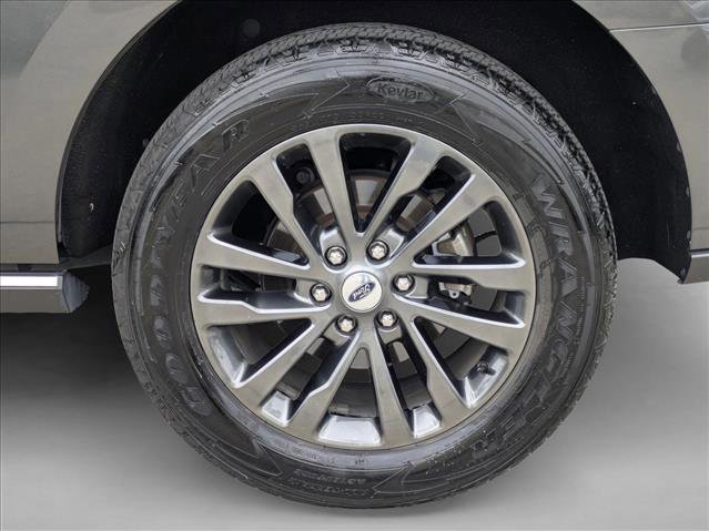 Used 2019 Ford Expedition Limited w/ Driver Assistance Package image 26