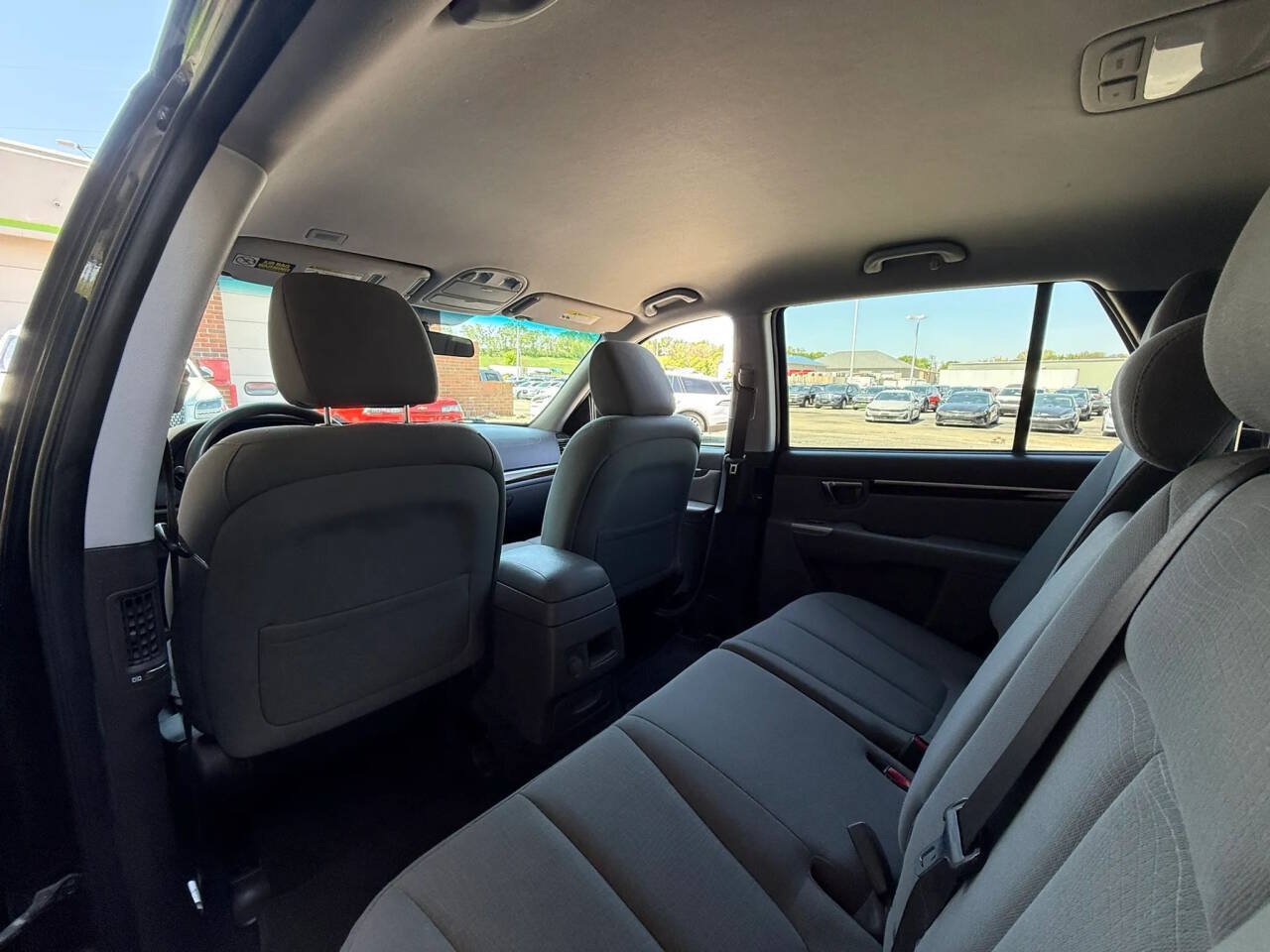 Used 2012 Hyundai Santa Fe GLS AWD/4WD image 17