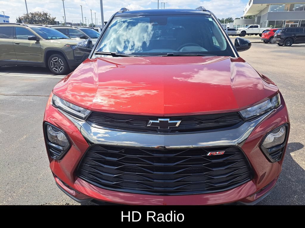 Used 2023 Chevrolet TrailBlazer RS w/ Sun and Liftgate Package AWD/4WD image 9