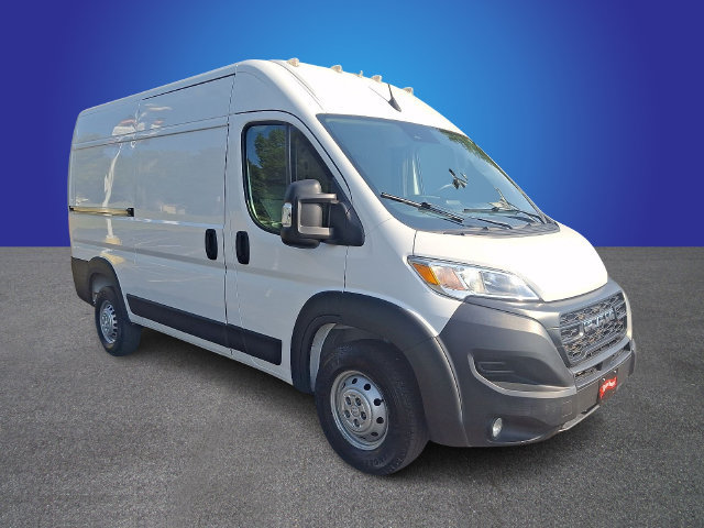 Used 2024 RAM ProMaster 2500 w/ Convenience Group FWD image 3