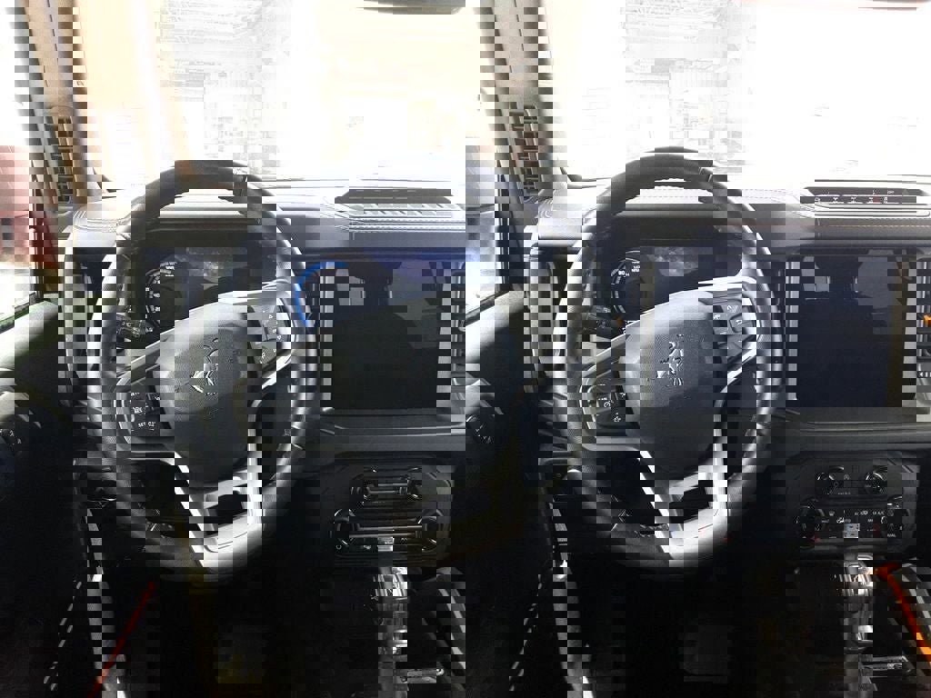 Used 2024 Ford Bronco Badlands image 13
