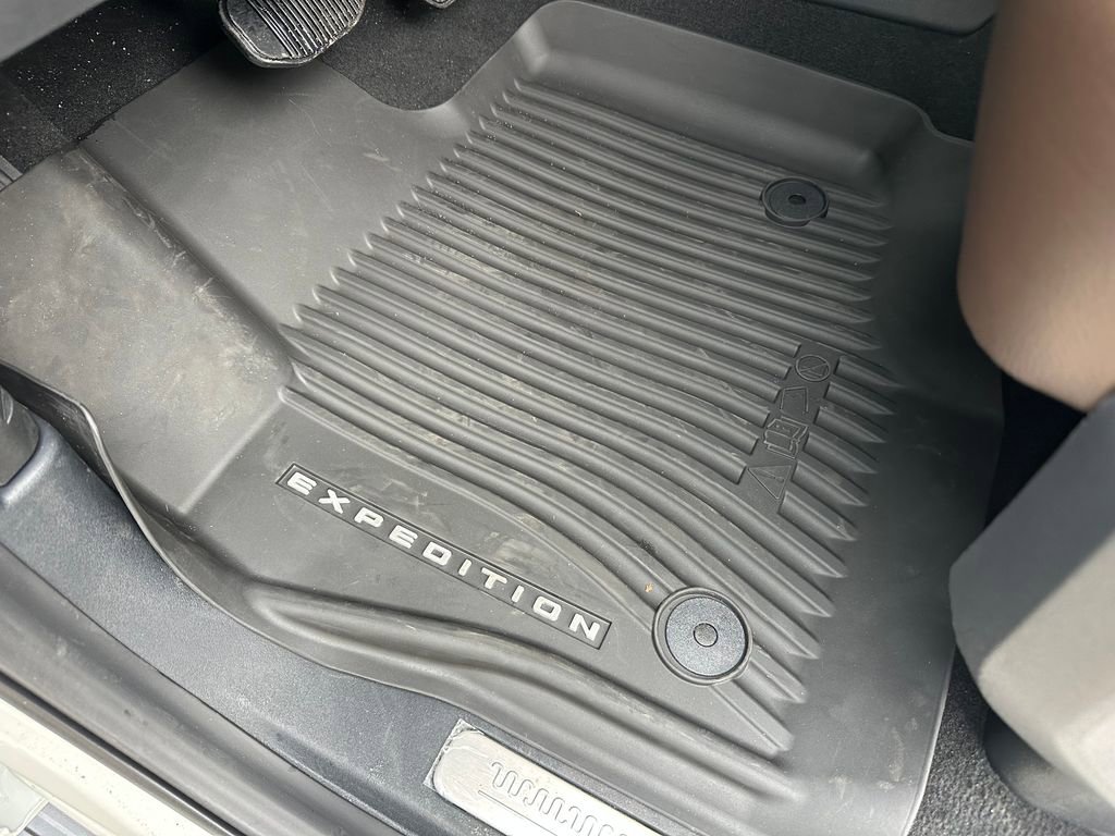 New 2026 Ford Expedition Max King Ranch image 29