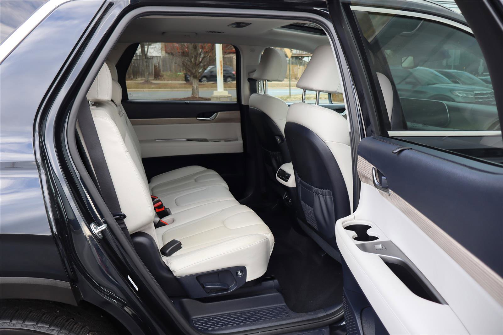 Used 2020 Hyundai Palisade SEL image 32