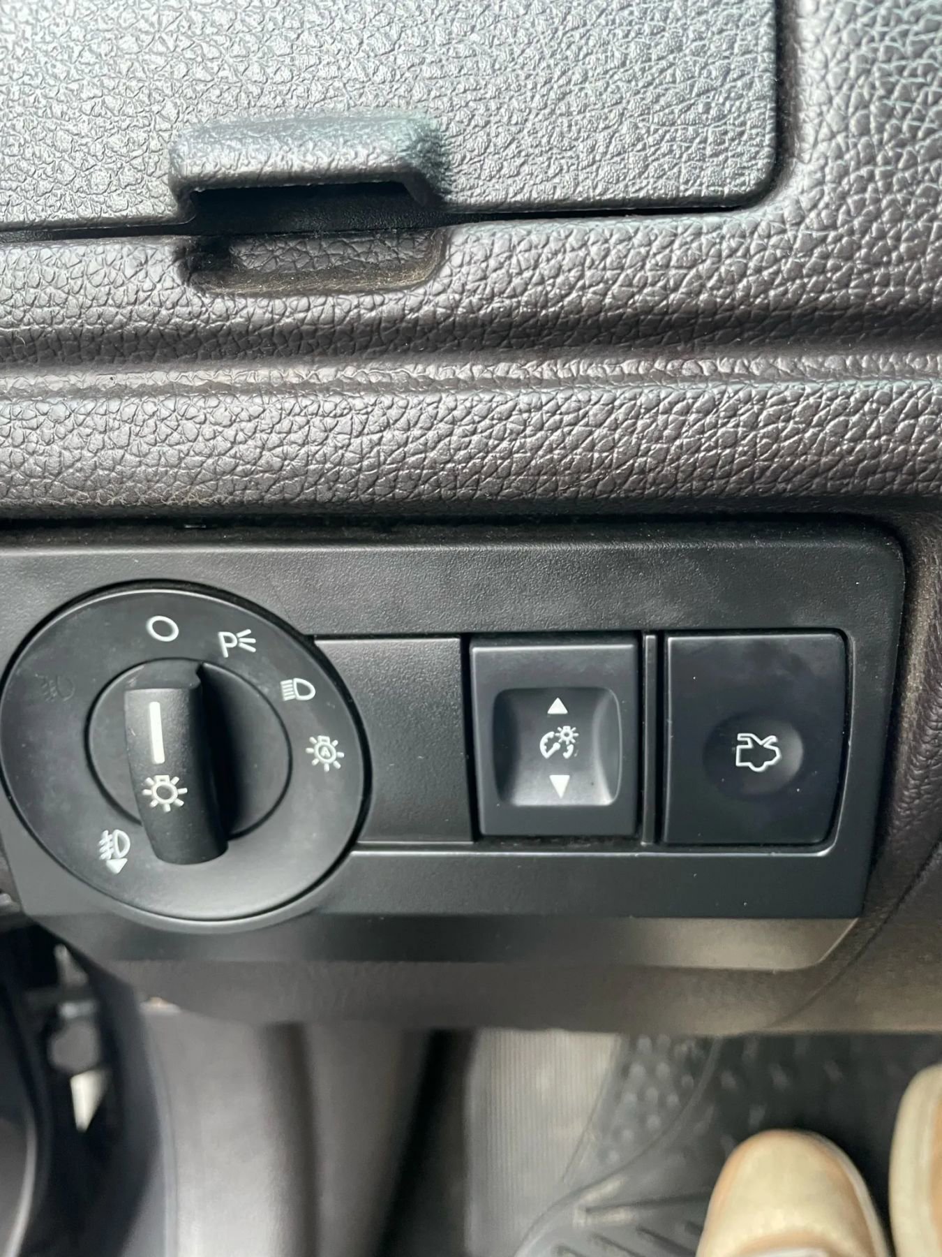 Used 2011 Ford Fusion SEL w/ 301A Rapid Spec Order Code image 13