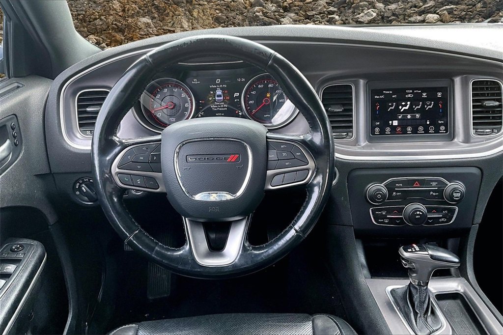 Used 2020 Dodge Charger SXT w/ Leather Interior Group image 5