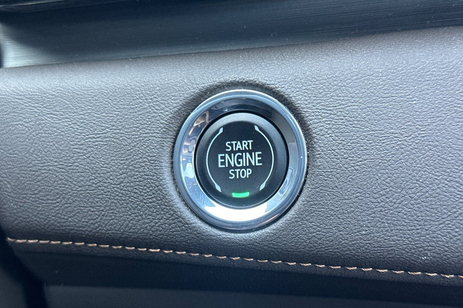 Used 2023 Cadillac Escalade ESV Sport w/ Touring Package image 33