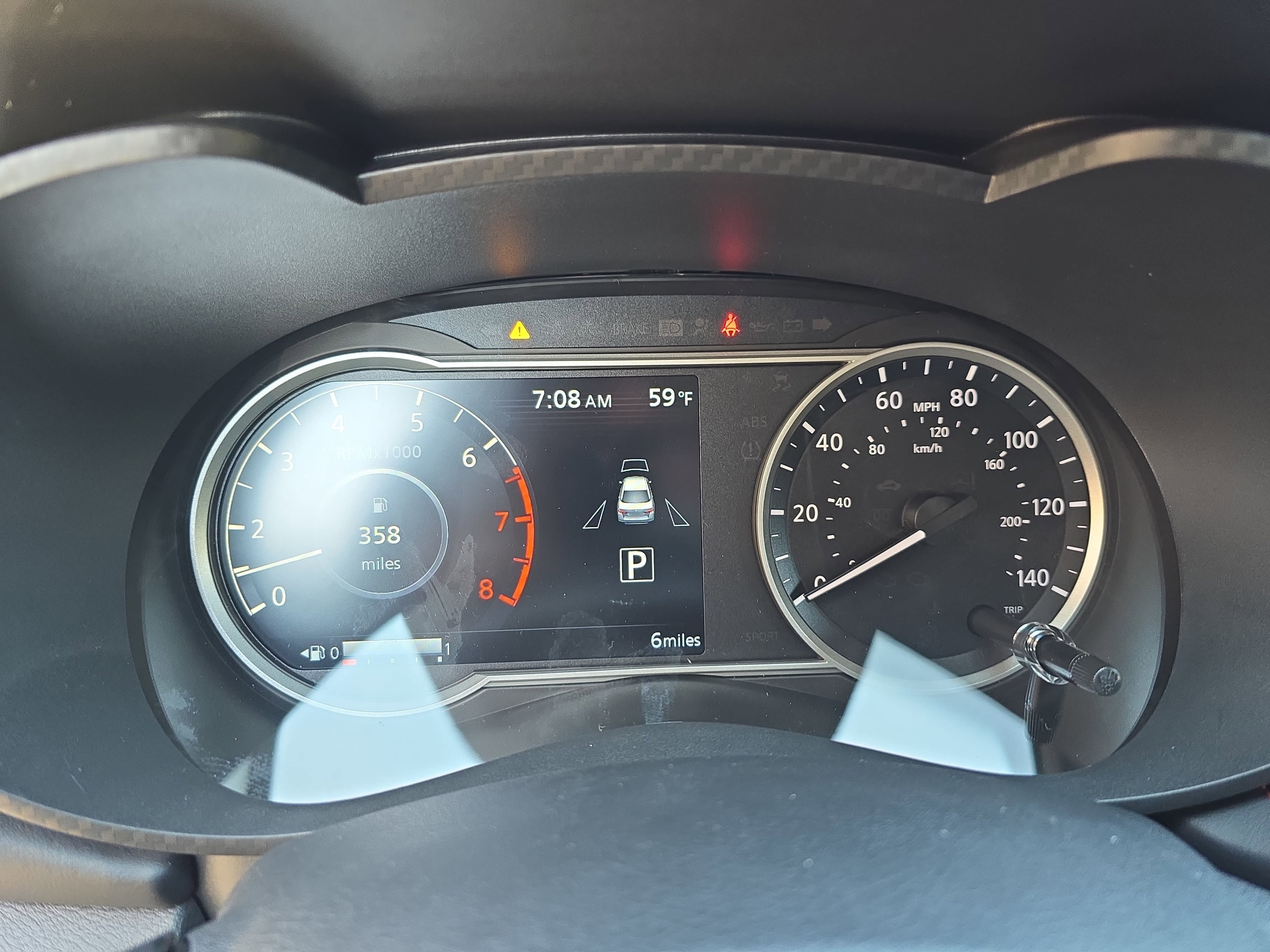 New 2025 Nissan Versa SR w/ Trunk Package FWD image 18