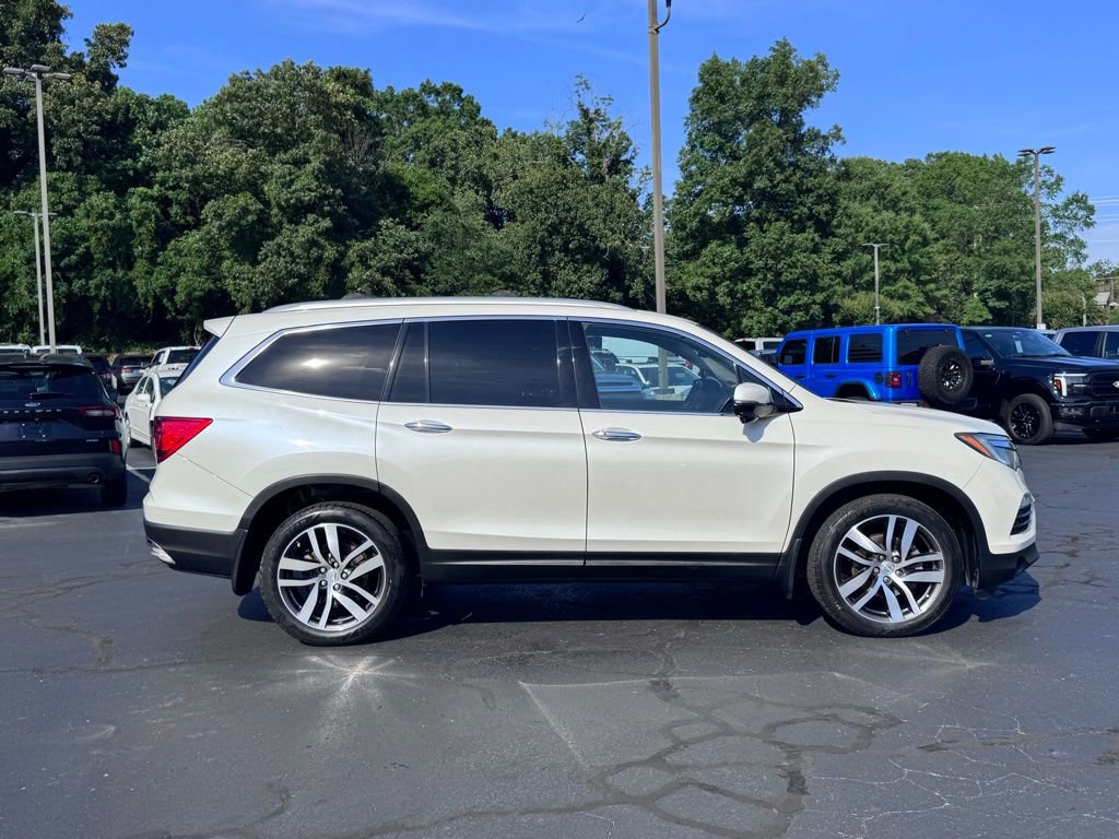 Used 2016 Honda Pilot Touring image 4