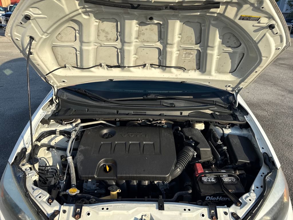 Used 2014 Toyota Corolla S image 23