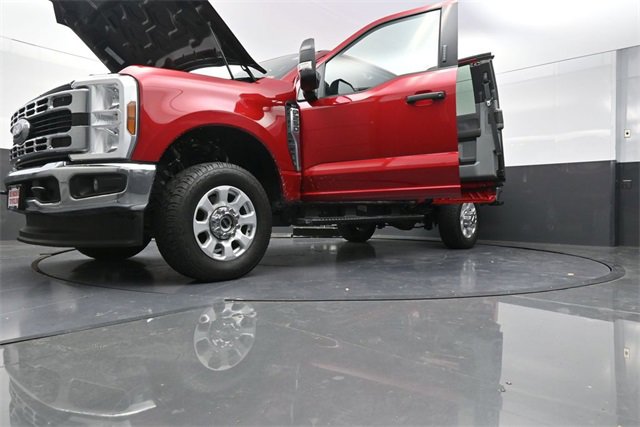 Used 2024 Ford F250 XLT w/ Camper Package image 37