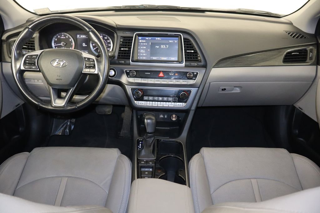 Used 2019 Hyundai Sonata Limited w/ Ultimate Package 04 image 14