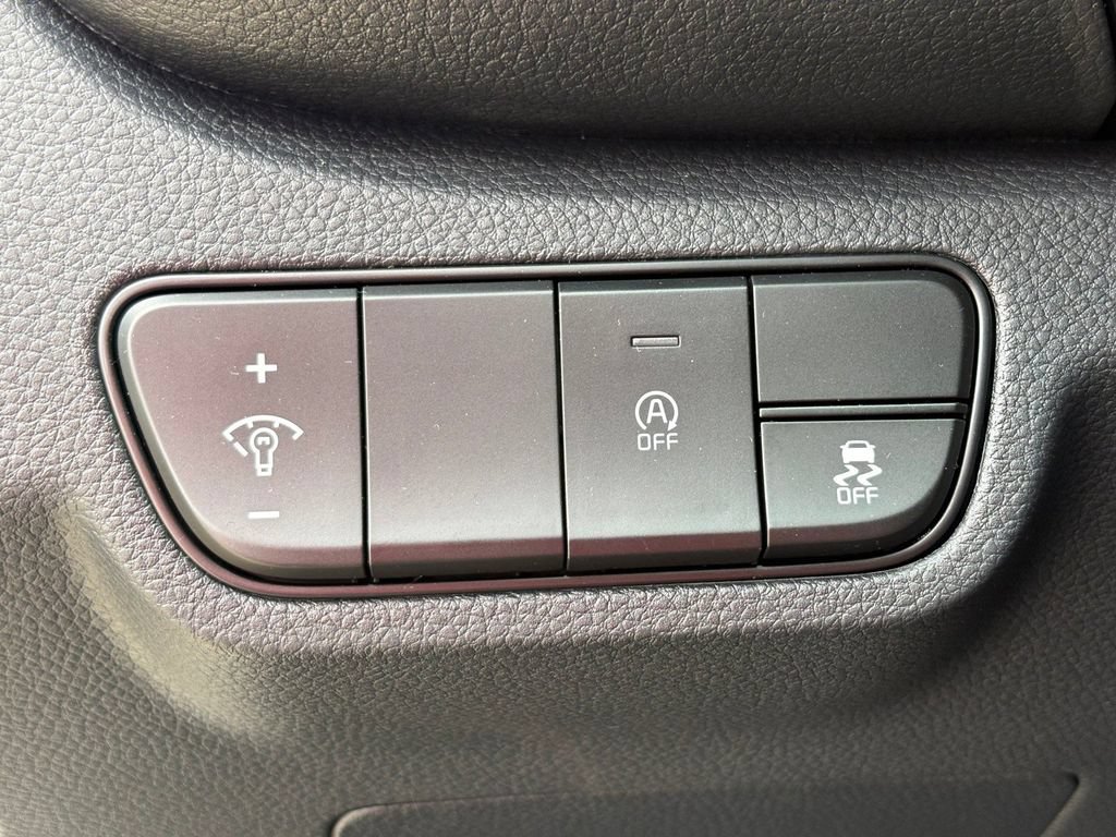 New 2026 Kia Seltos S FWD image 19