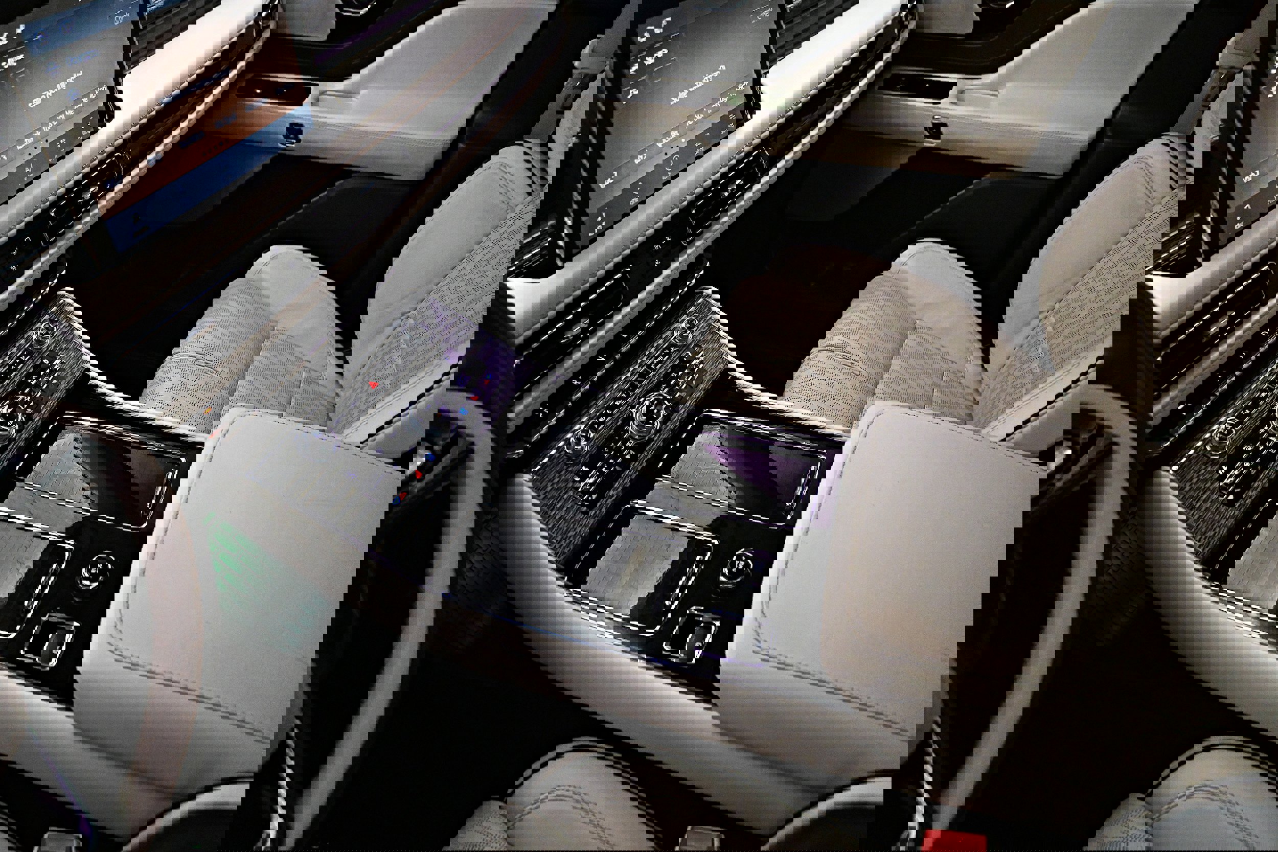 Used 2020 Lincoln Aviator Black Label w/ Dynamic Handling Package image 22