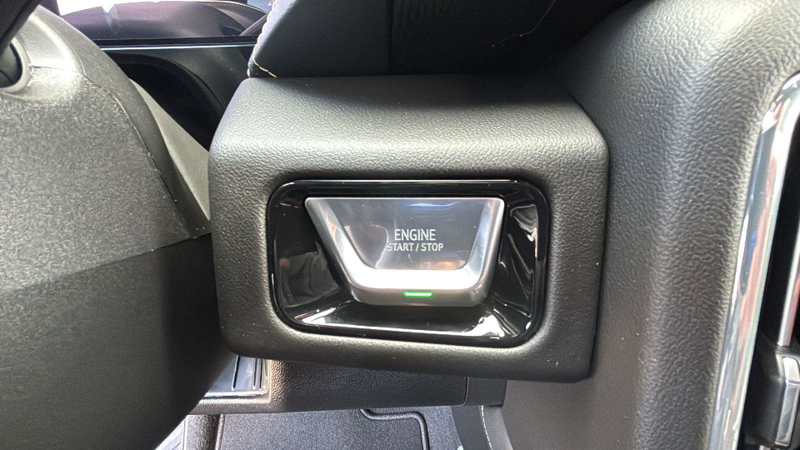 New 2026 GMC Yukon Elevation w/ LPO, Elevation Black Package image 12